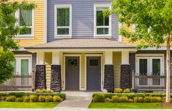 Townhouse Landscaping in Lakeland